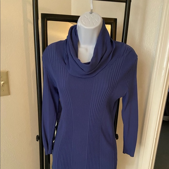 New JOSEPH A  size L - Picture 3 of 11